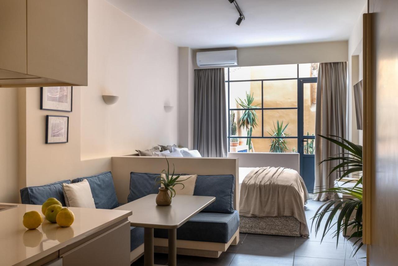 Plano Athens Apartment Bagian luar foto