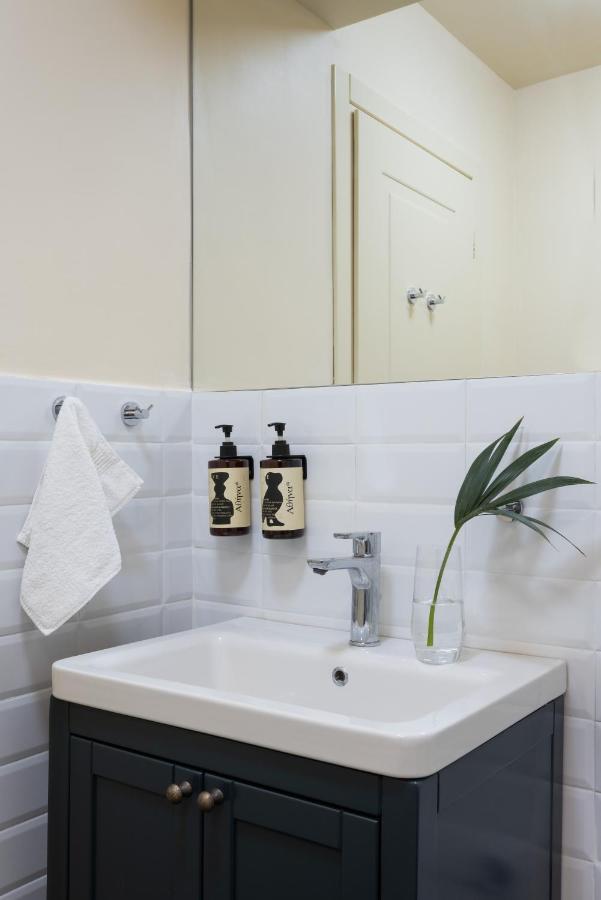 Plano Athens Apartment Bagian luar foto