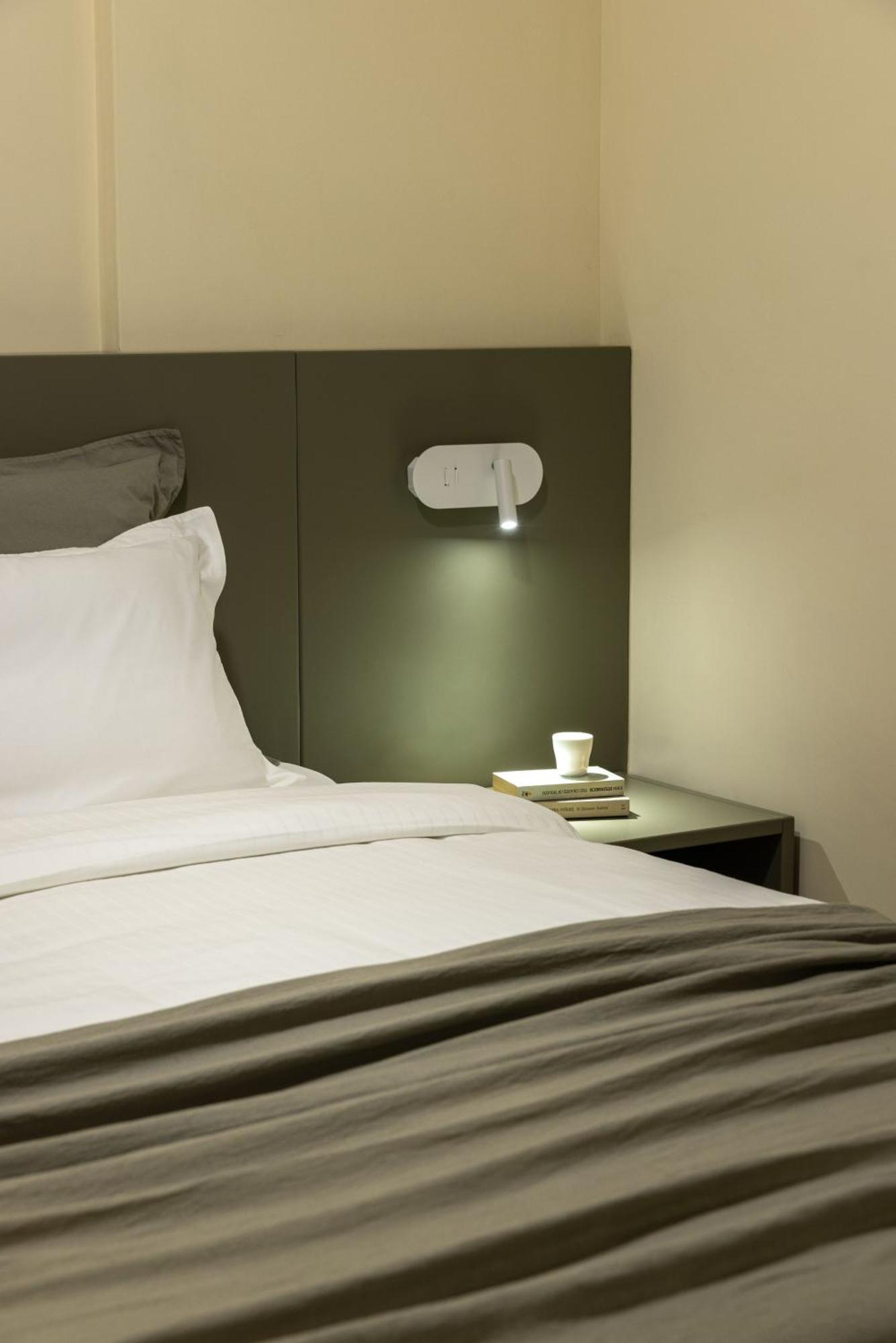 Plano Athens Apartment Bagian luar foto