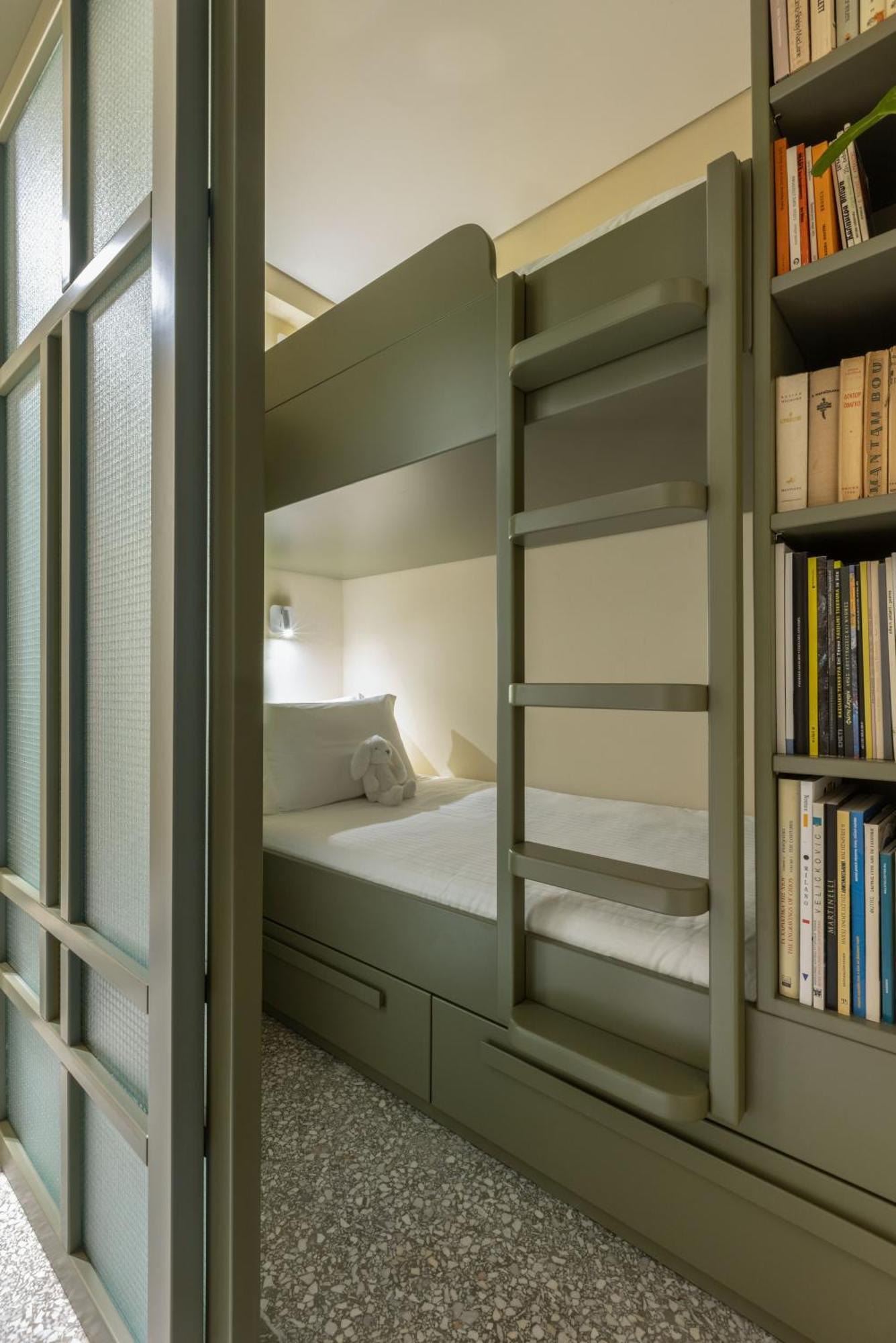 Plano Athens Apartment Bagian luar foto