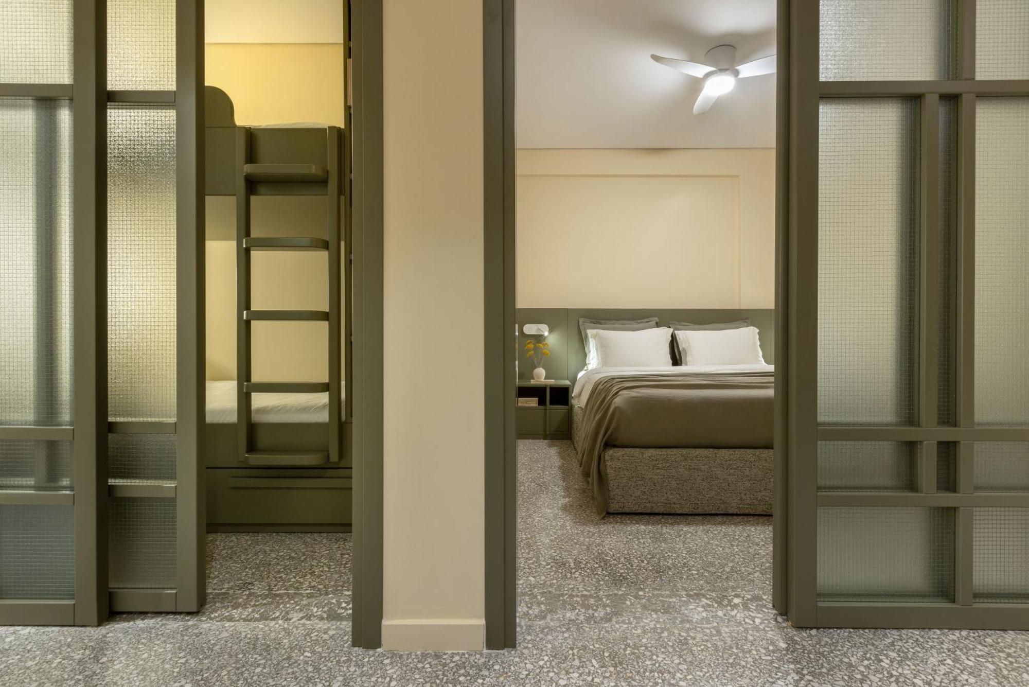 Plano Athens Apartment Bagian luar foto